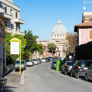 Hostme Gardenhouse Vaticano Rome